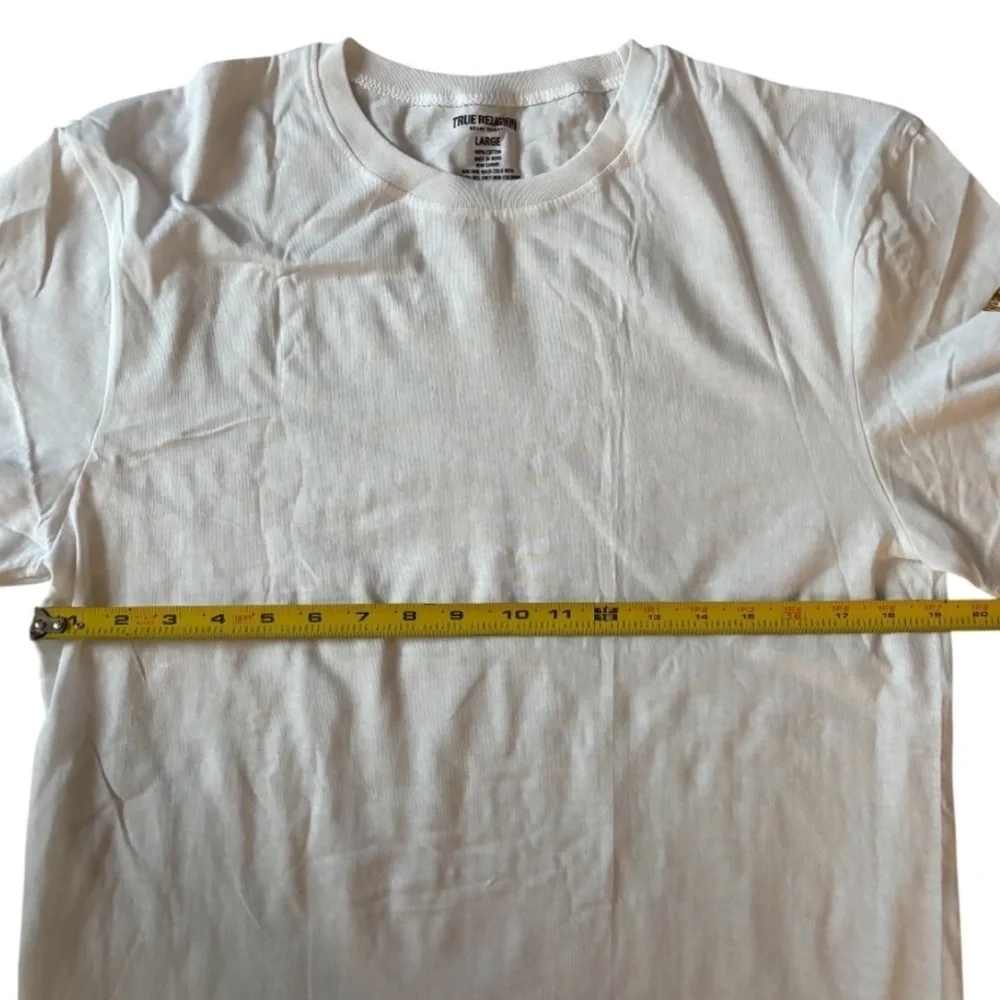 True Religion Classic White T-Shirt with Gold Horseshoe Logo Size Junior Large
